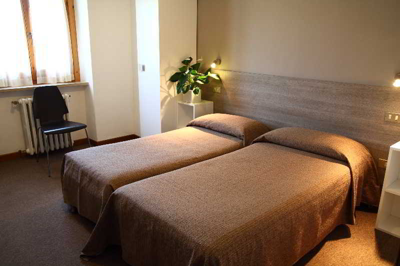 Hotel Mom Assisi Santa Maria Degli Angeli  Exterior photo